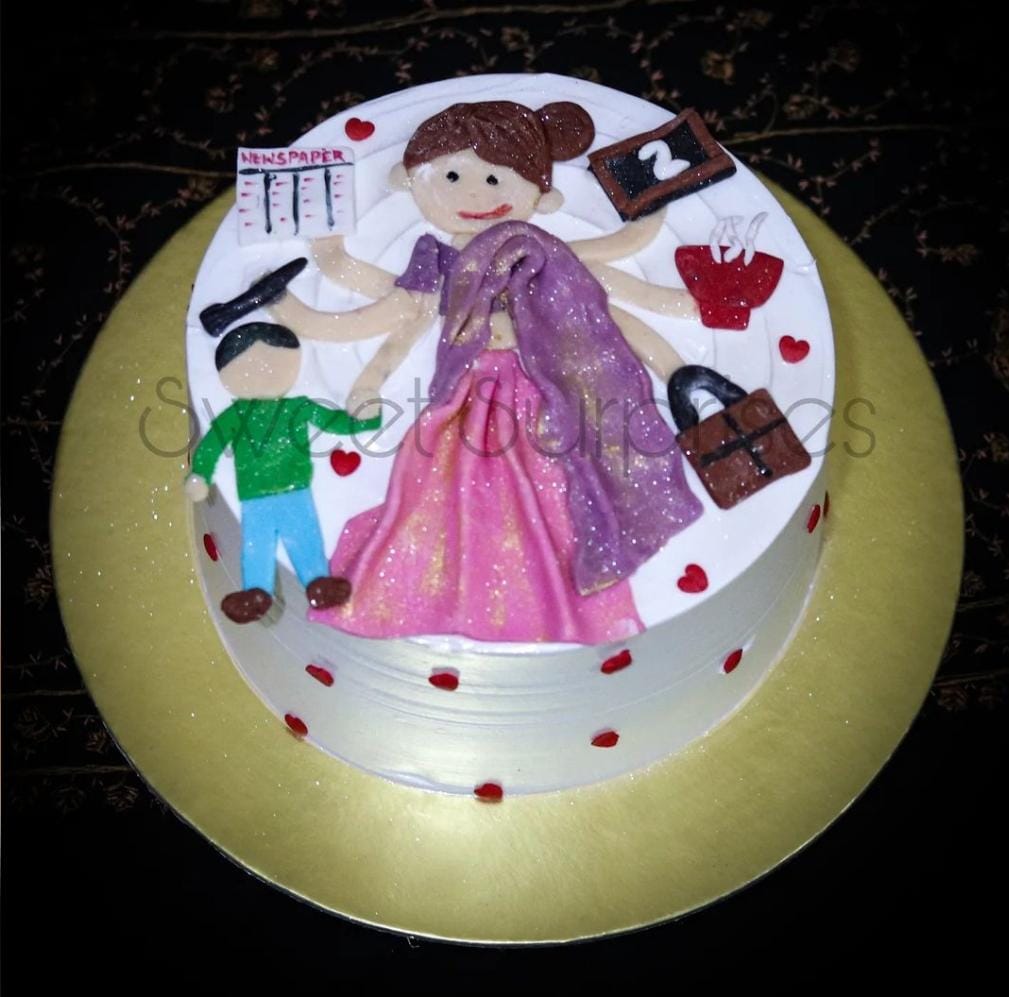 Faridabad Special: Online House Wife Theme Fondant Cake Online Delivery in  Faridabad